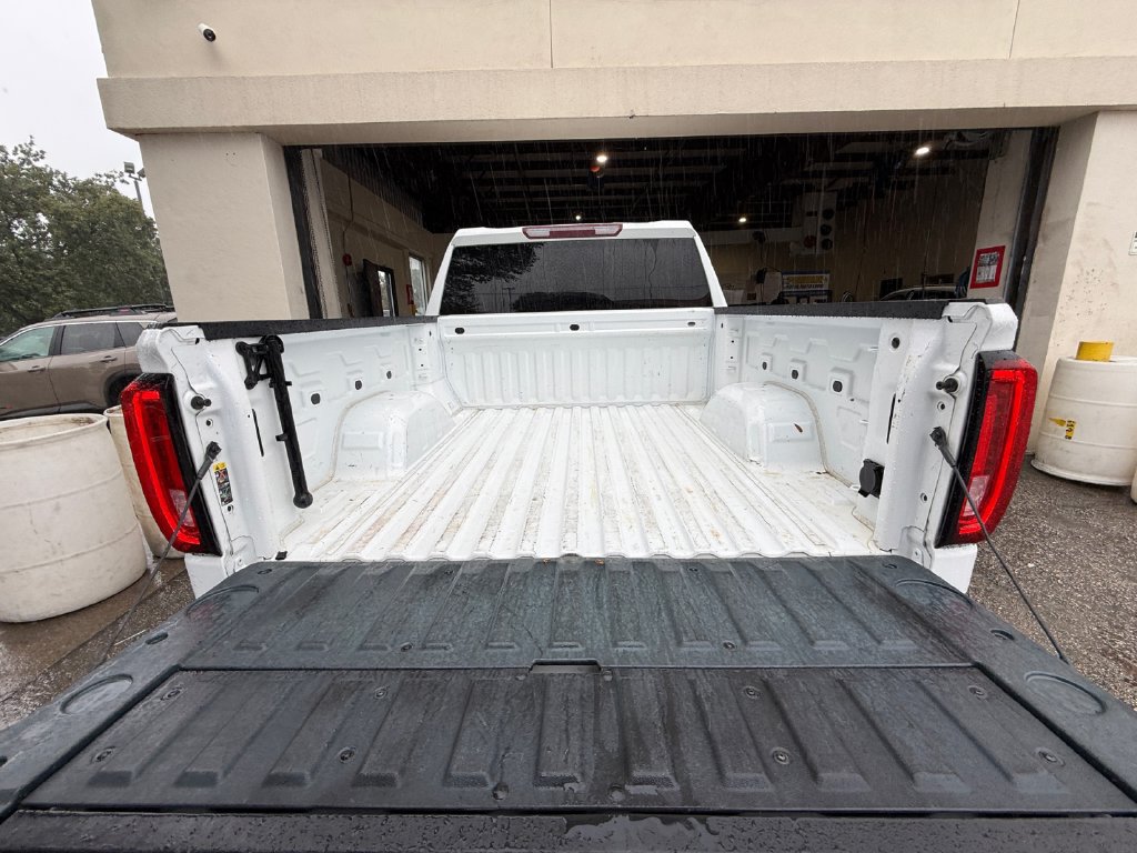 Used 2025 GMC Sierra 1500 SLT AWD/4WD image 19