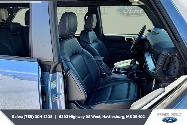 New 2025 Ford Bronco Badlands image 4