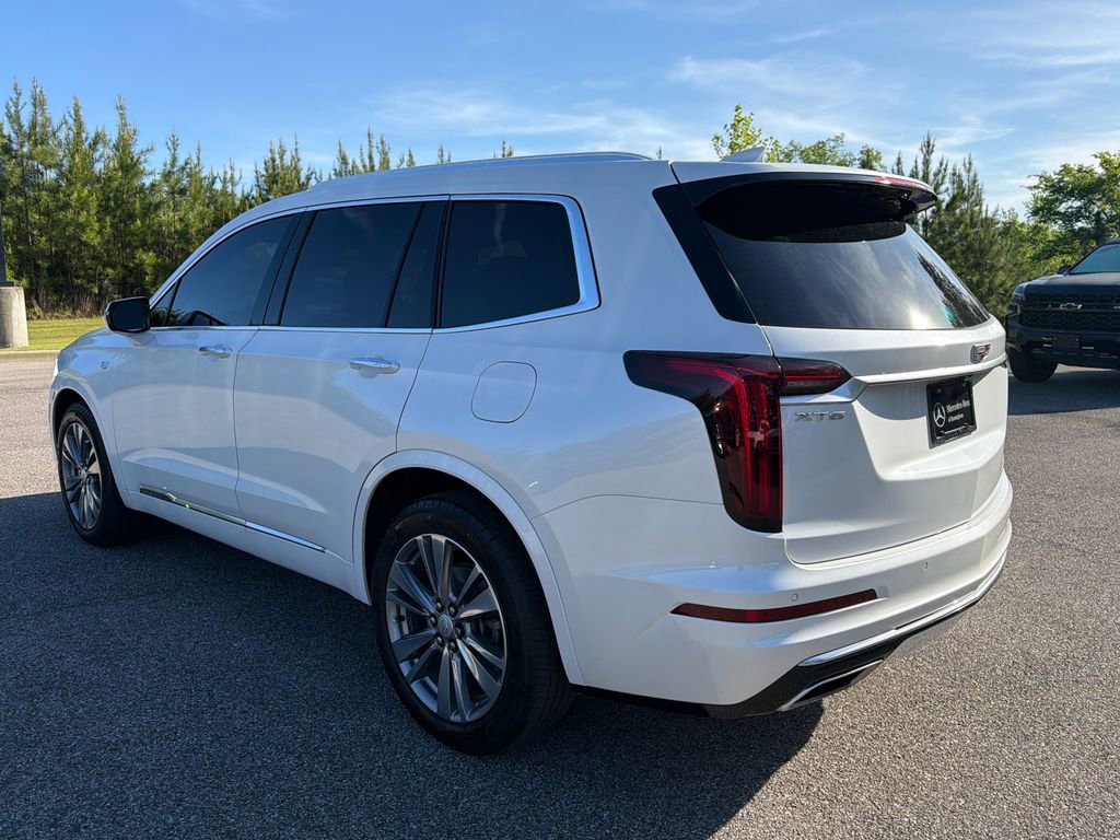 Used 2024 Cadillac XT6 Premium Luxury image 9