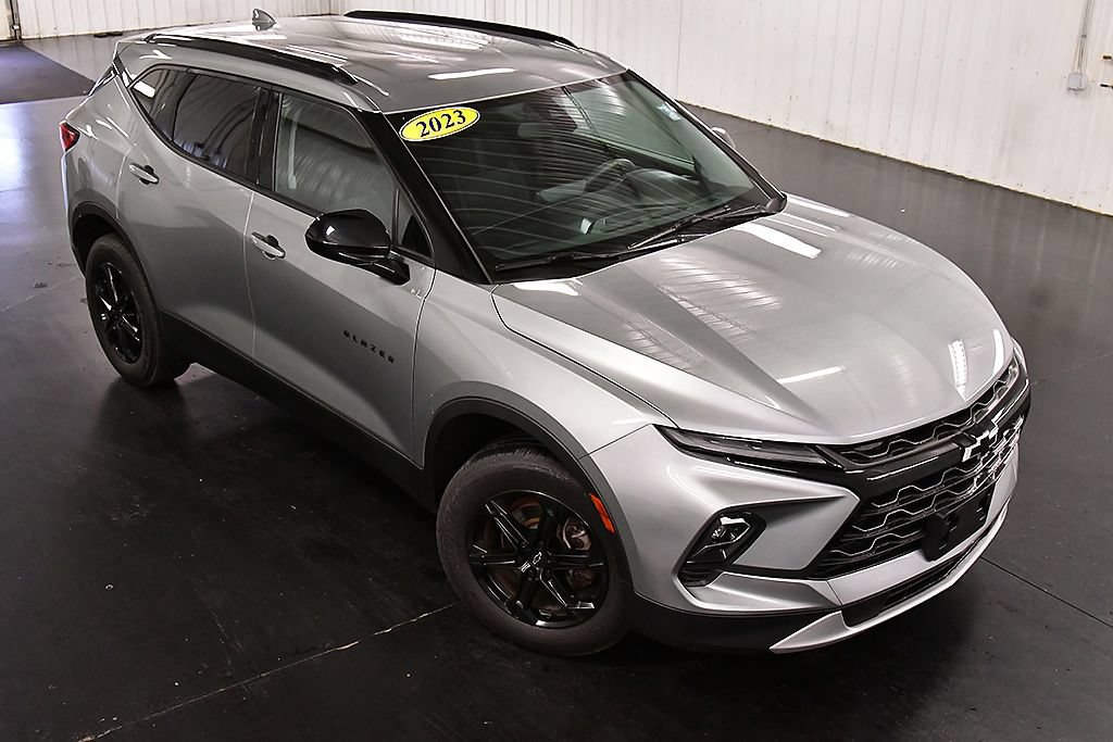 Used 2023 Chevrolet Blazer LT w/ Convenience Package AWD/4WD image 12