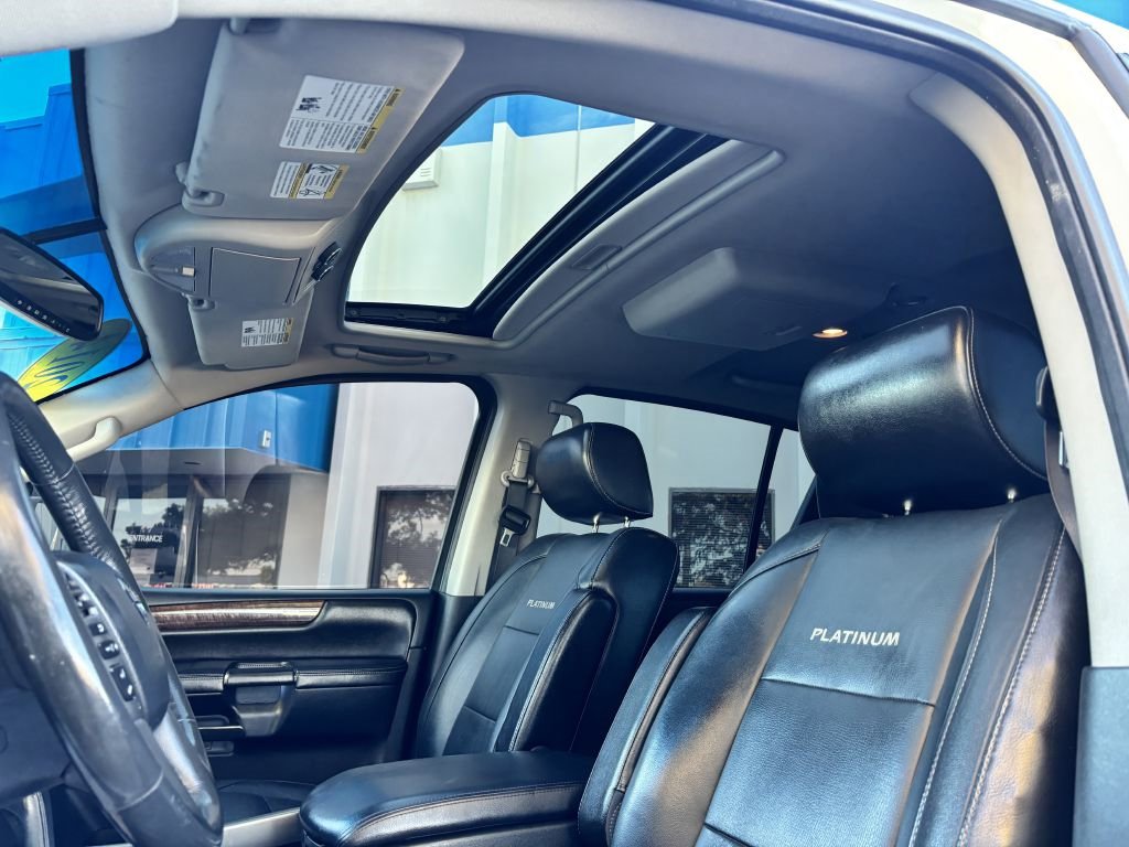 Used 2014 Nissan Armada Platinum image 15