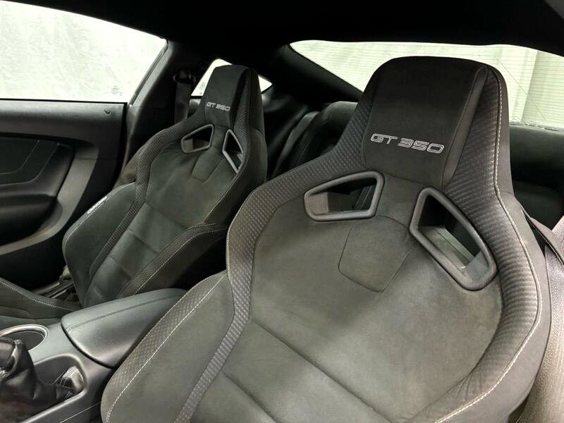 Used 2016 Ford Mustang Shelby GT350 w/ Track Package image 18
