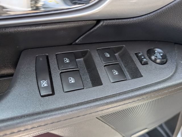 Used 2017 GMC Terrain SLT w/ Open Road Package FWD image 15