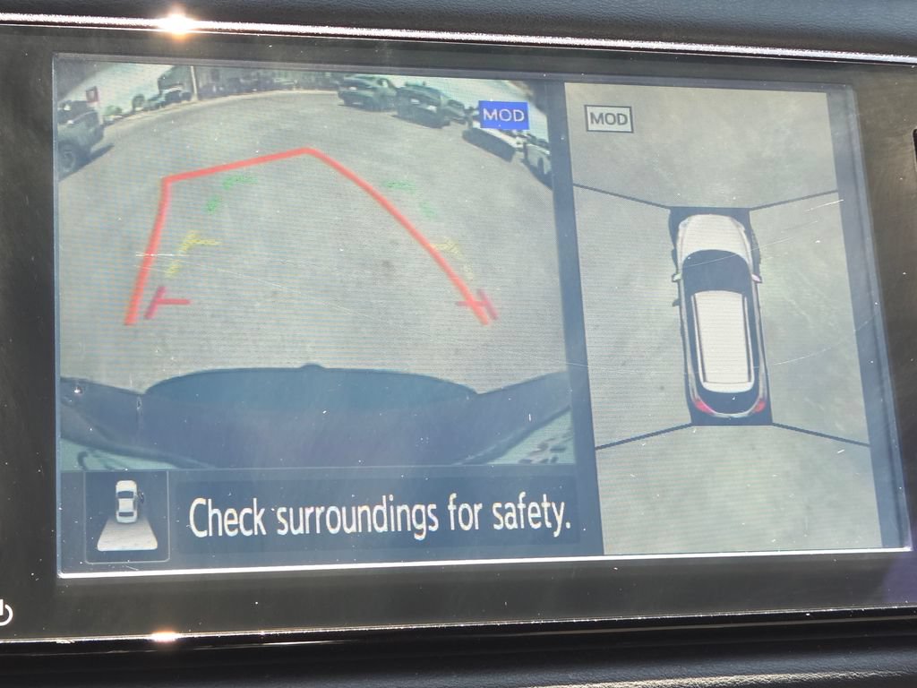 Used 2022 Nissan Kicks SR w/ Interior Electronics Package FWD image 5