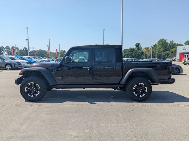 Used 2024 Jeep Gladiator Rubicon w/ Safety Group AWD/4WD image 6