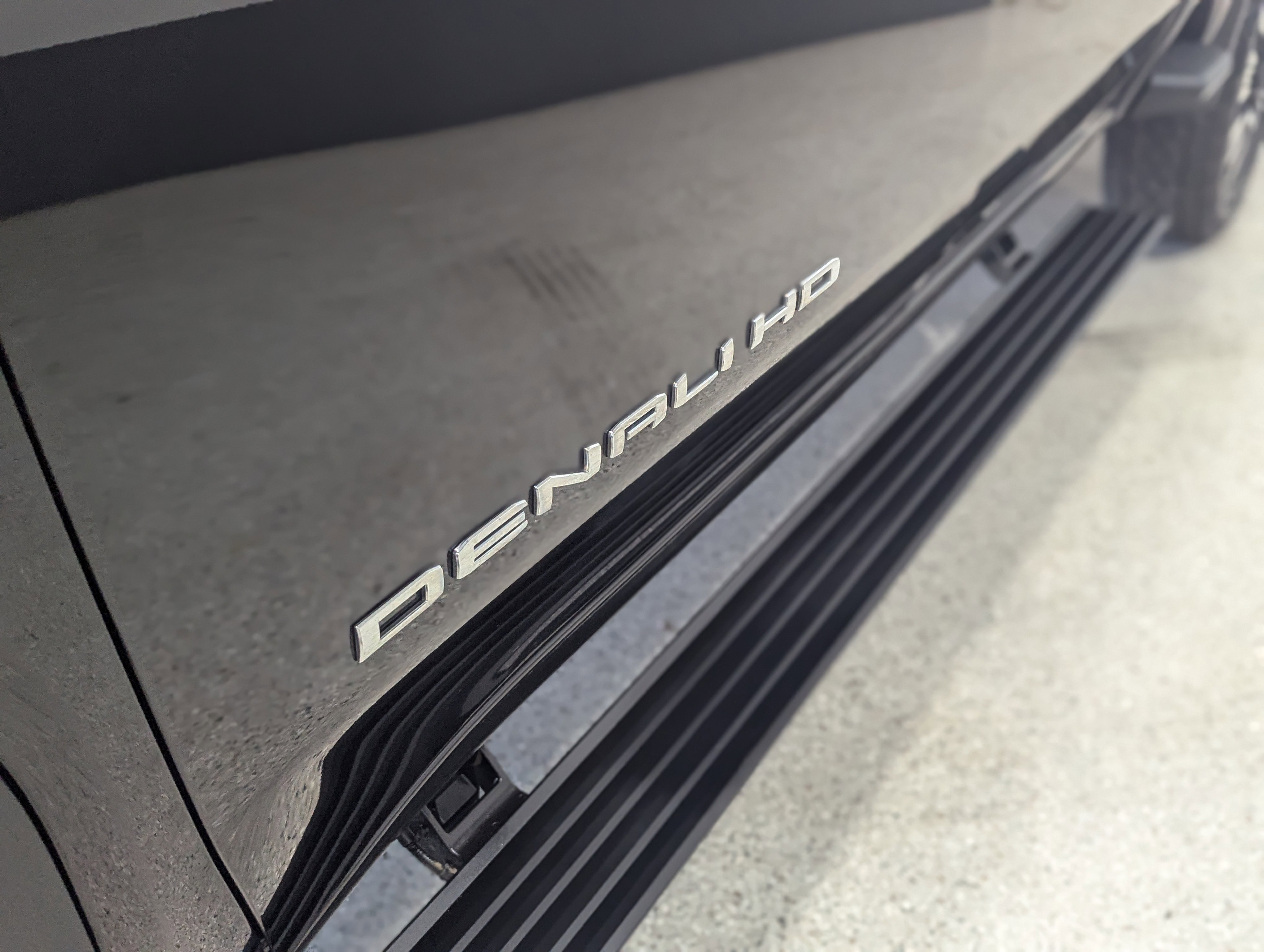 Used 2024 GMC Sierra 3500 Denali w/ Denali Reserve Package image 10