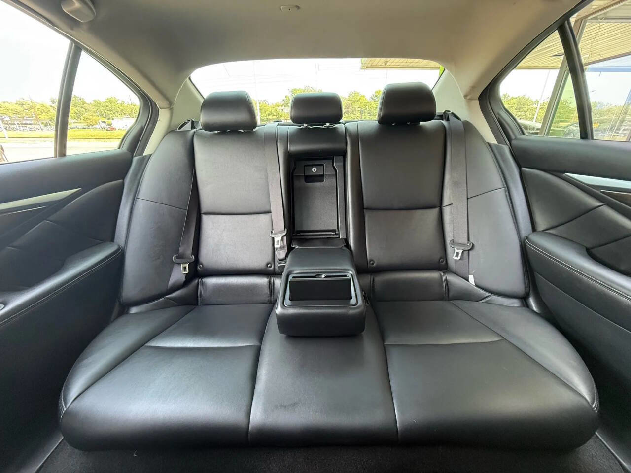 Used 2018 INFINITI Q50 Luxe w/ Essential Package (3.0T Luxe) image 22