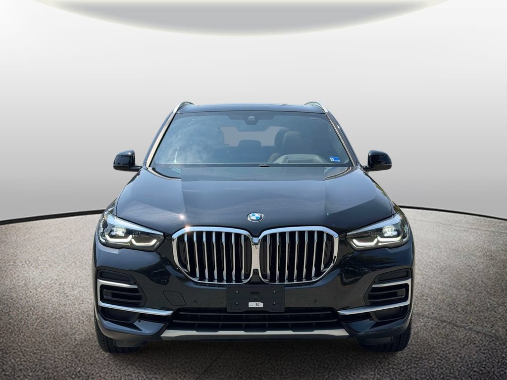 Used 2023 BMW X5 xDrive40i w/ Premium Package AWD/4WD image 6