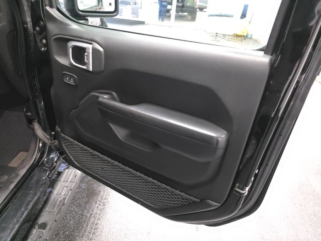 Used 2019 Jeep Wrangler Sport AWD/4WD image 20