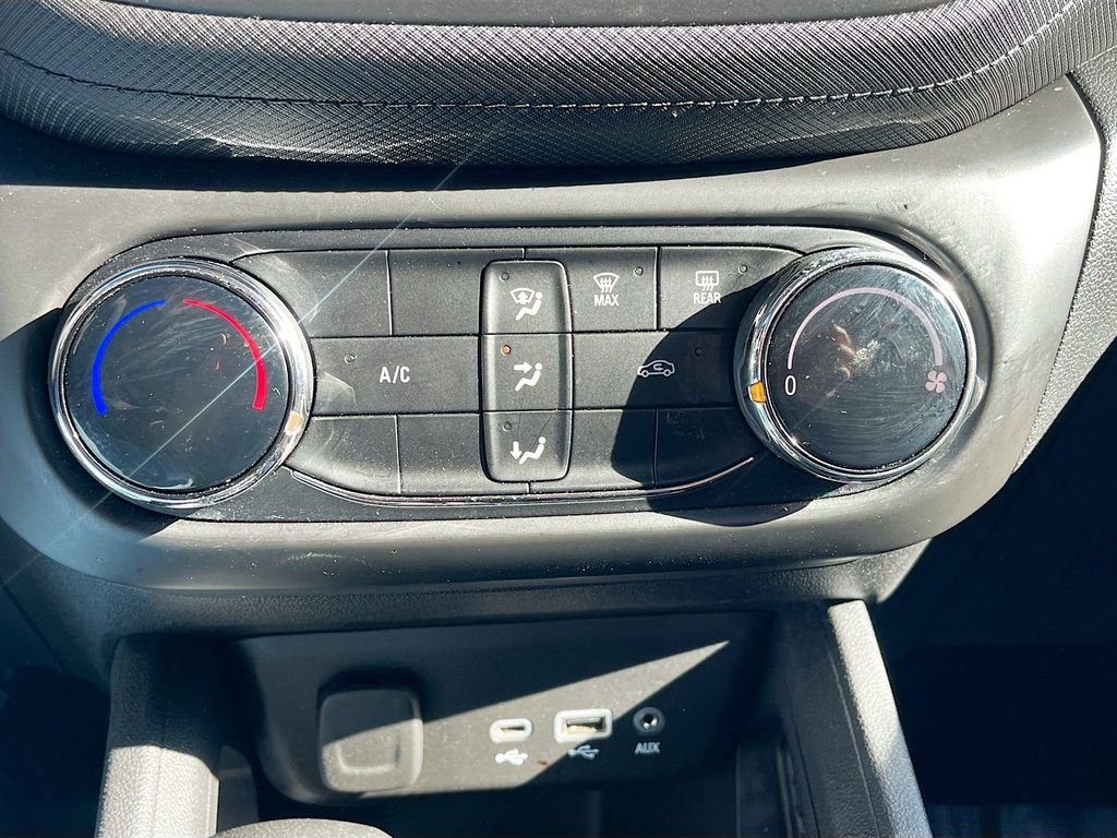 Used 2023 Chevrolet TrailBlazer LS image 15