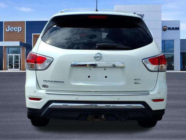 Used 2016 Nissan Pathfinder SL w/ SL Tech Package AWD/4WD image 5