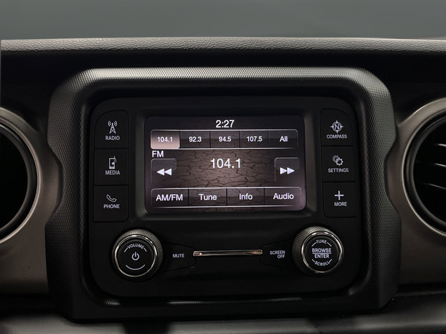 Used 2021 Jeep Wrangler Sport AWD/4WD image 16