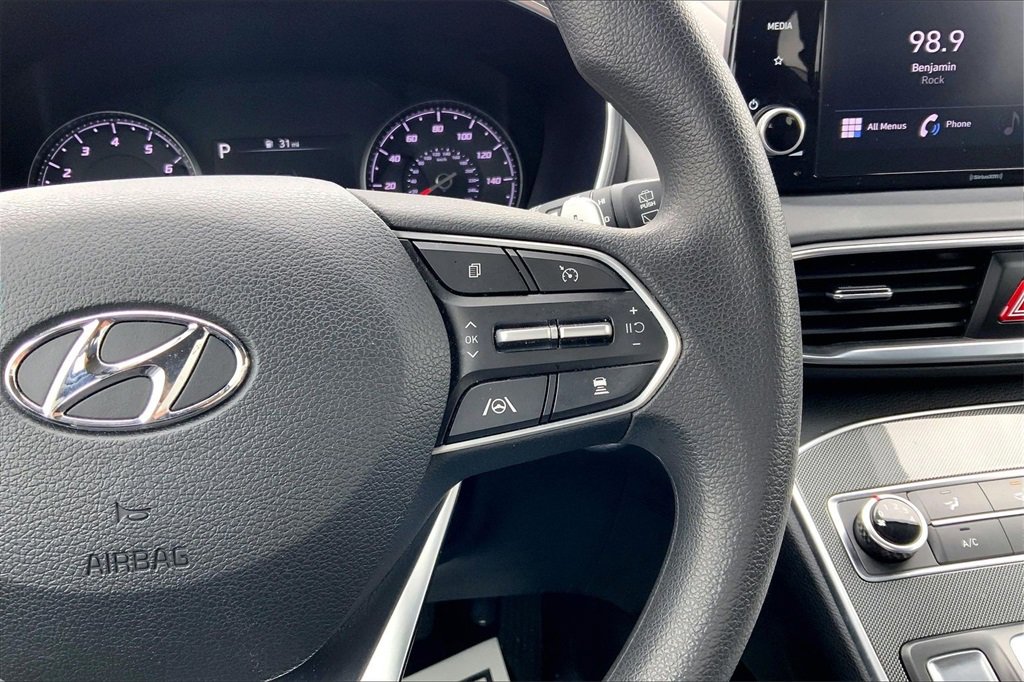 Used 2022 Hyundai Santa Fe SEL image 13