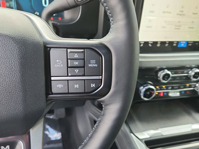 New 2025 Ford F250 Platinum AWD/4WD image 16