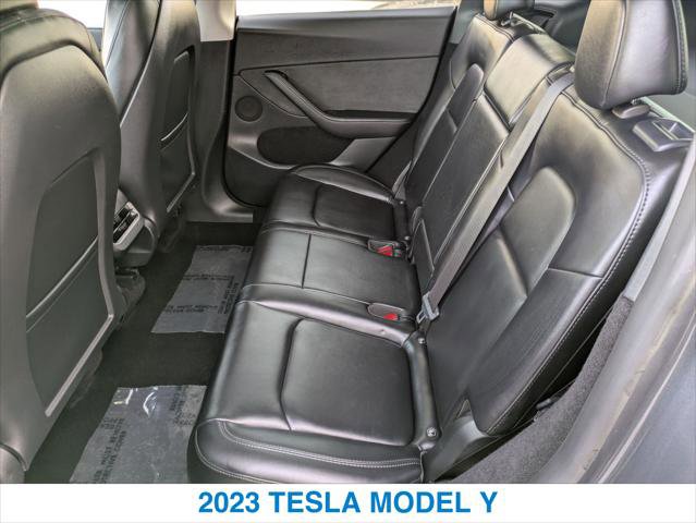 Used 2023 Tesla Model Y Performance image 22