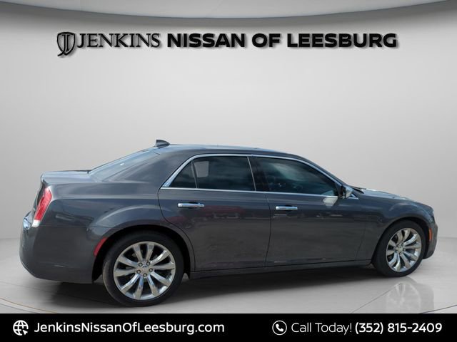 Used 2019 Chrysler 300 Limited image 5
