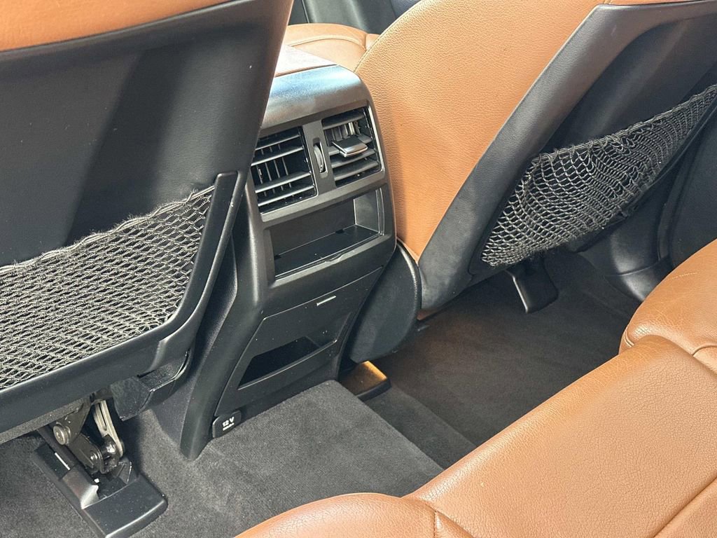 Used 2017 Mercedes-Benz GLS 450 4MATIC image 29