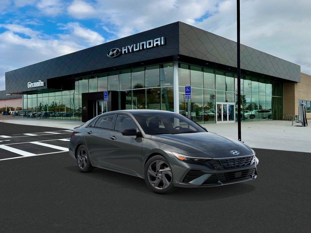 New 2026 Hyundai Elantra SEL Sport FWD image 2