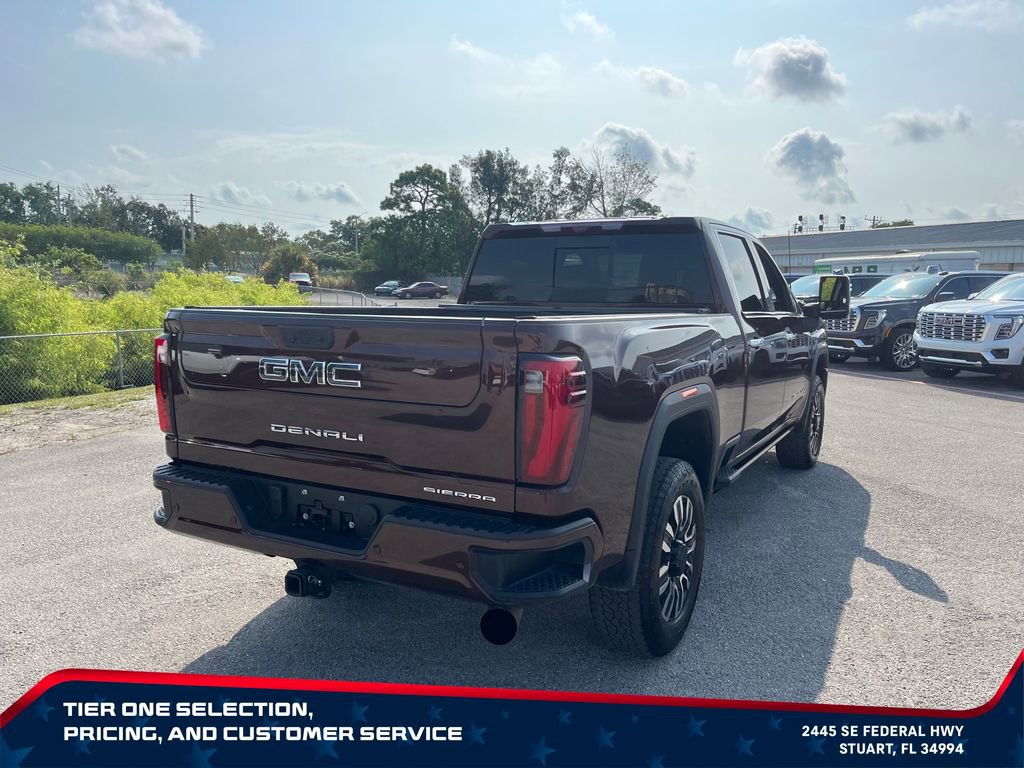 Used 2024 GMC Sierra 2500 Denali Ultimate w/ Max Trailering Package AWD/4WD image 5