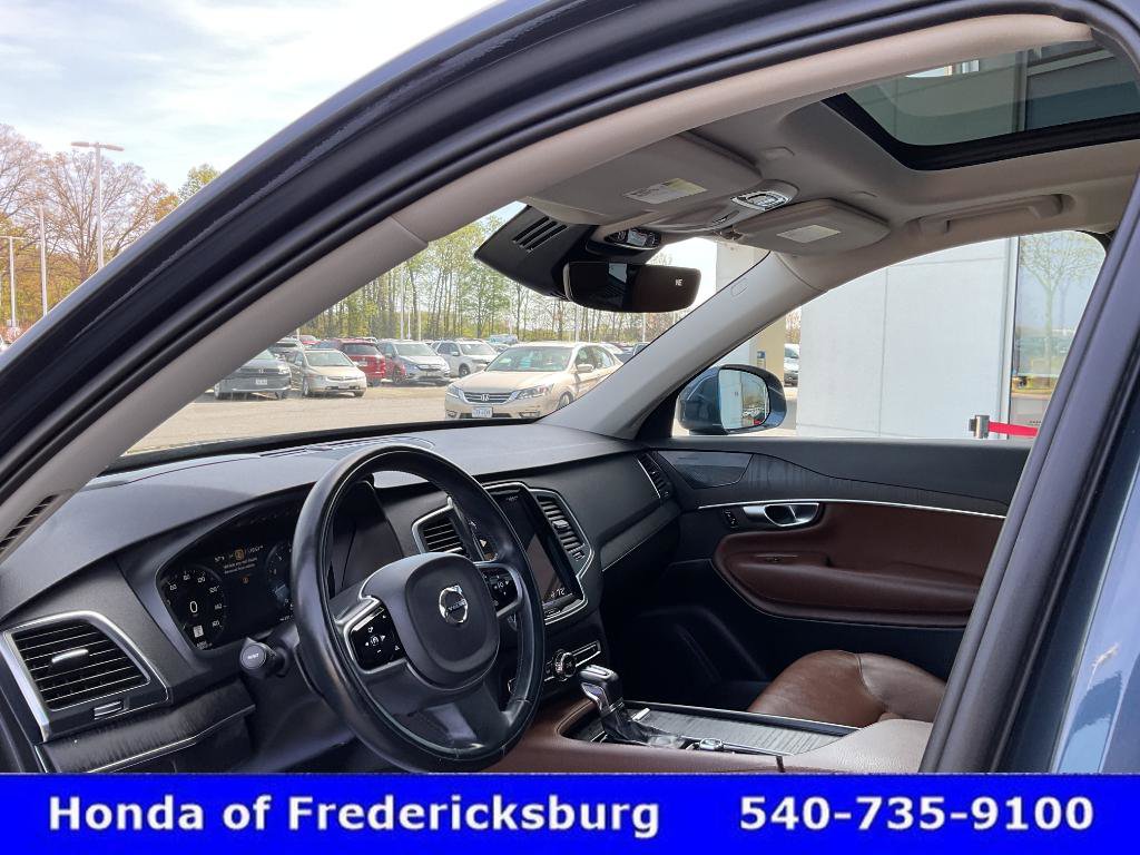 Used 2020 Volvo XC90 T6 Momentum w/ Protection Package Premier AWD/4WD image 29