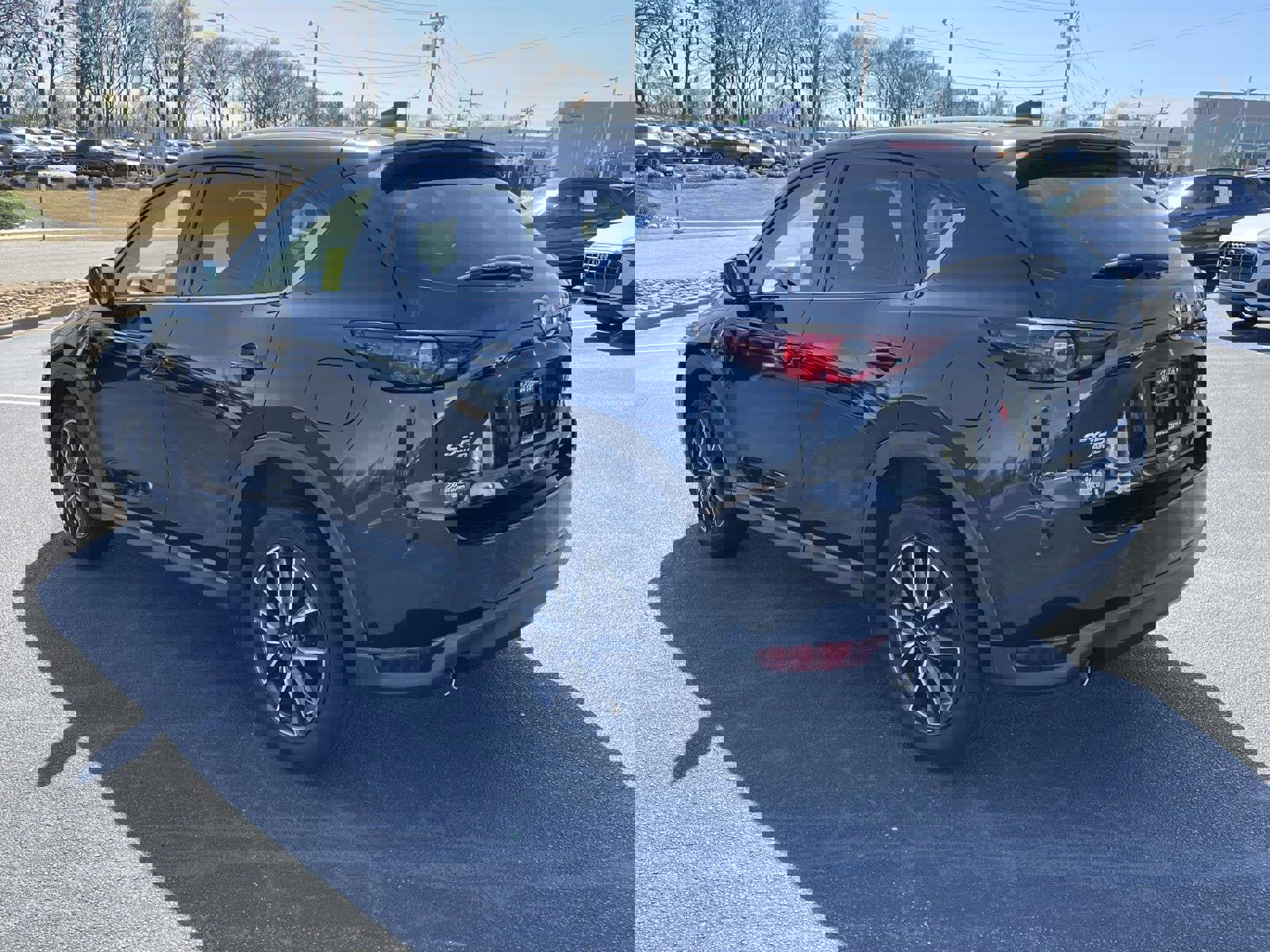 Used 2018 MAZDA CX-5 Touring w/ Preferred Equipment Package image 4