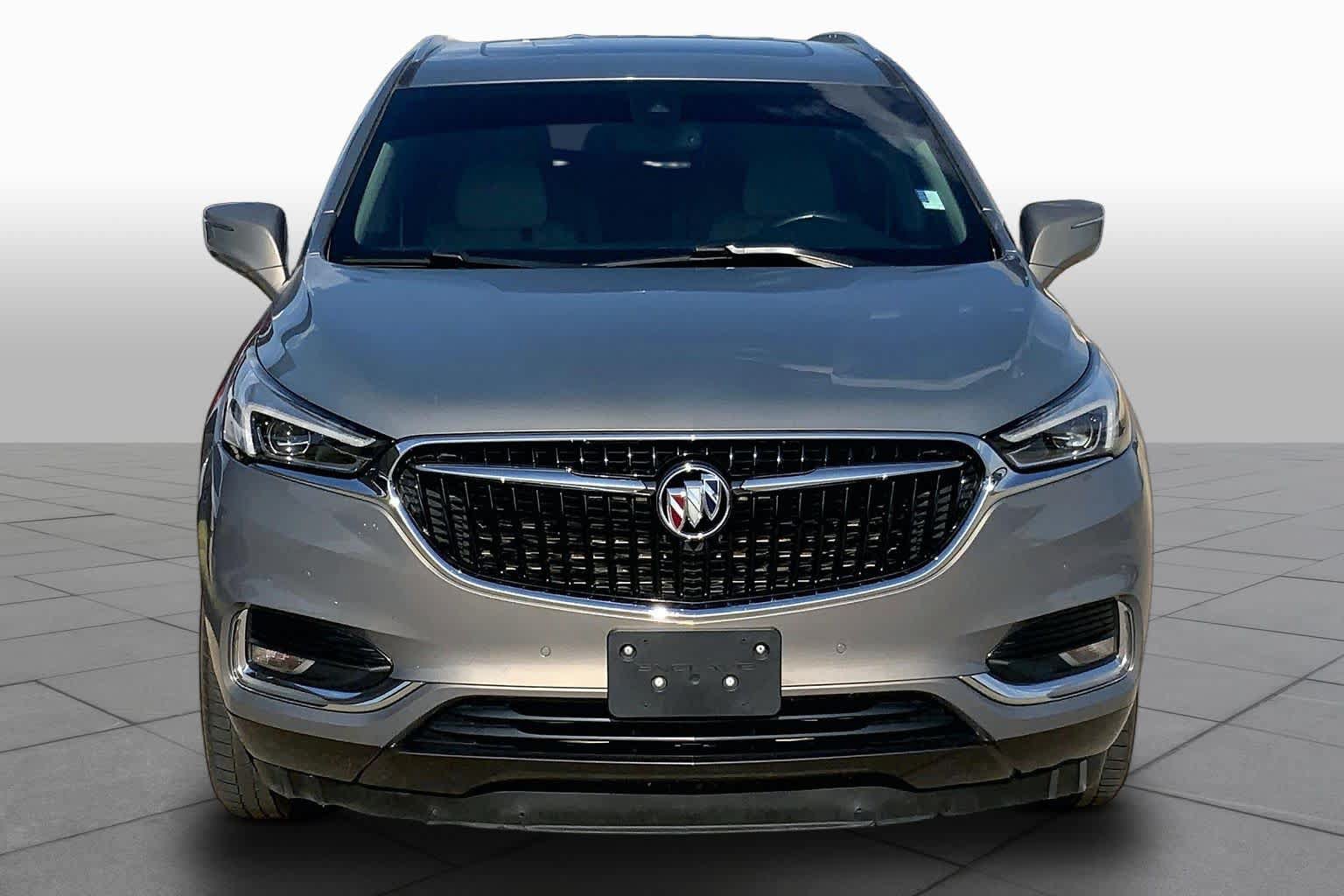 Used 2019 Buick Enclave Premium w/ Experience Buick Package AWD/4WD image 4