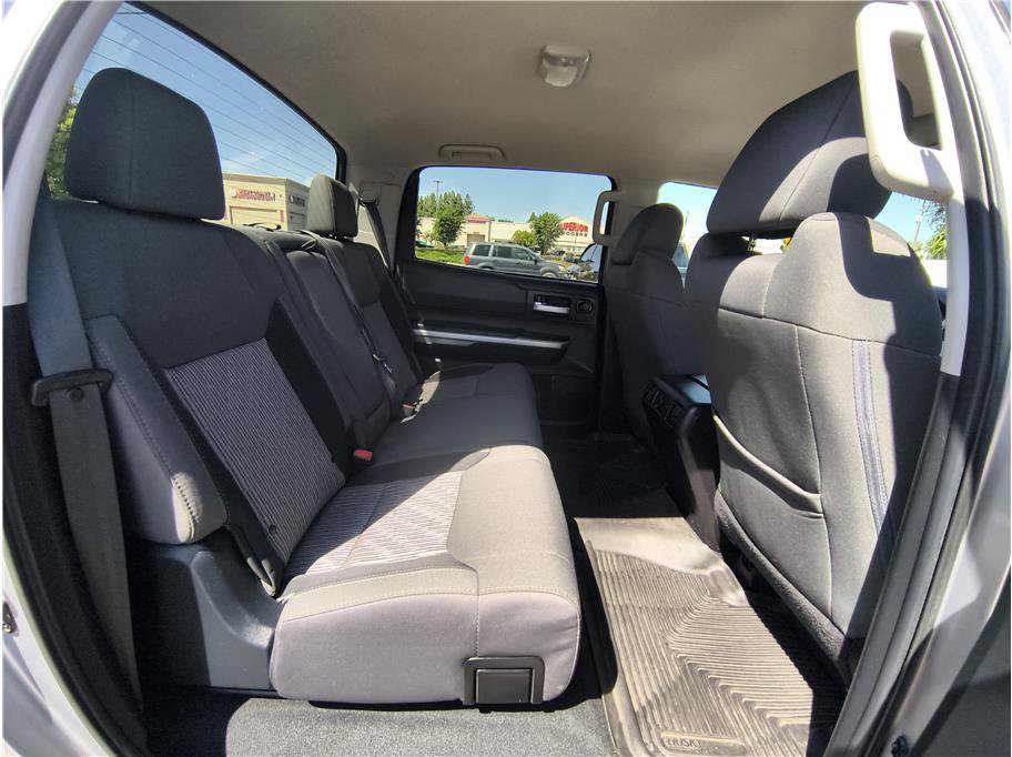 Used 2015 Toyota Tundra SR5 w/ TRD Off Road Package AWD/4WD image 14