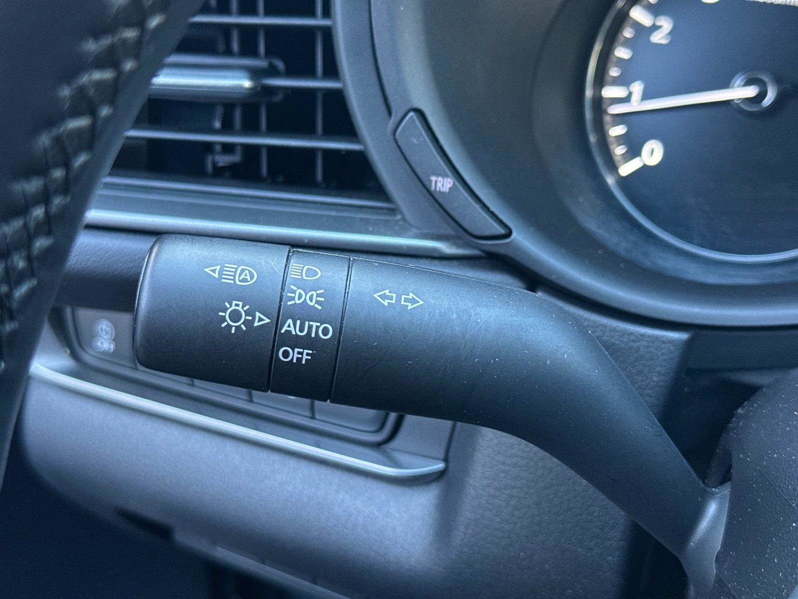 Certified 2022 MAZDA CX-30 AWD 2.5 S w/ Select Package image 27