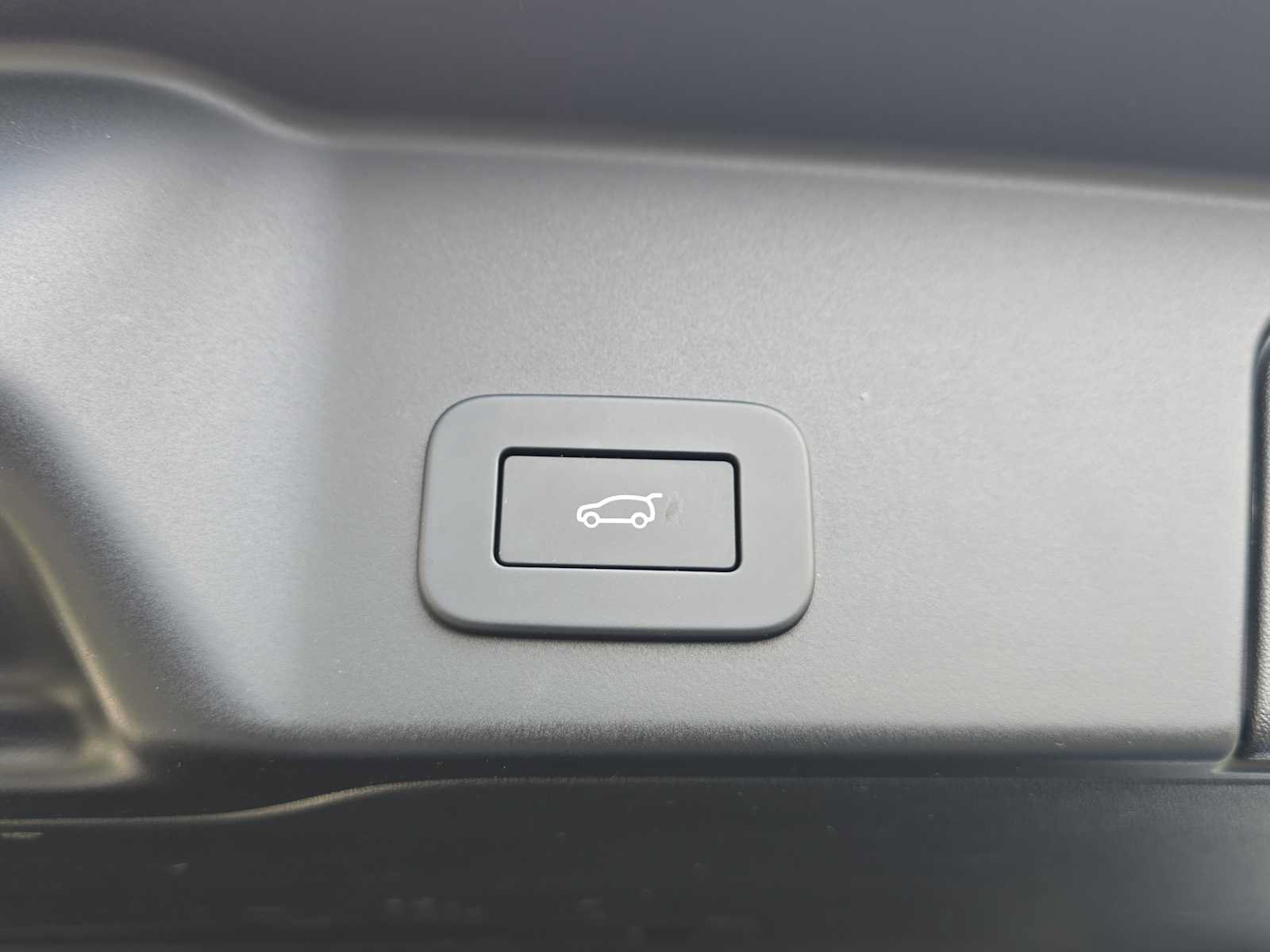 Used 2023 Land Rover Range Rover Evoque R-Dynamic SE AWD/4WD image 23