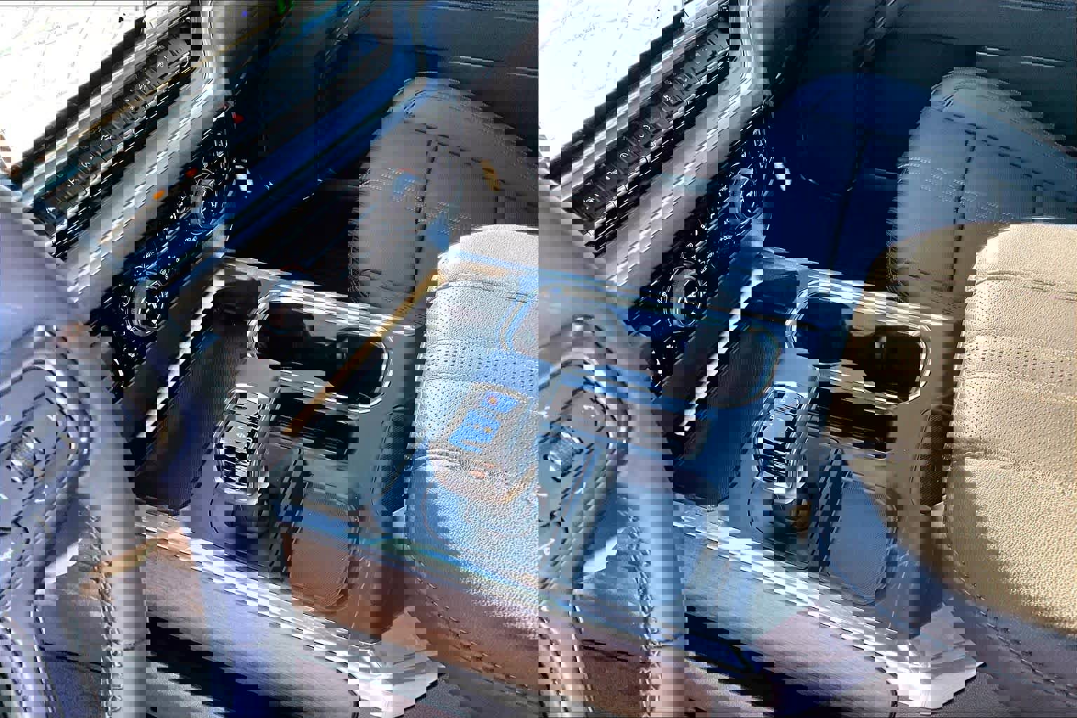 Used 2025 Chevrolet Silverado 1500 High Country w/ Technology Package AWD/4WD image 16