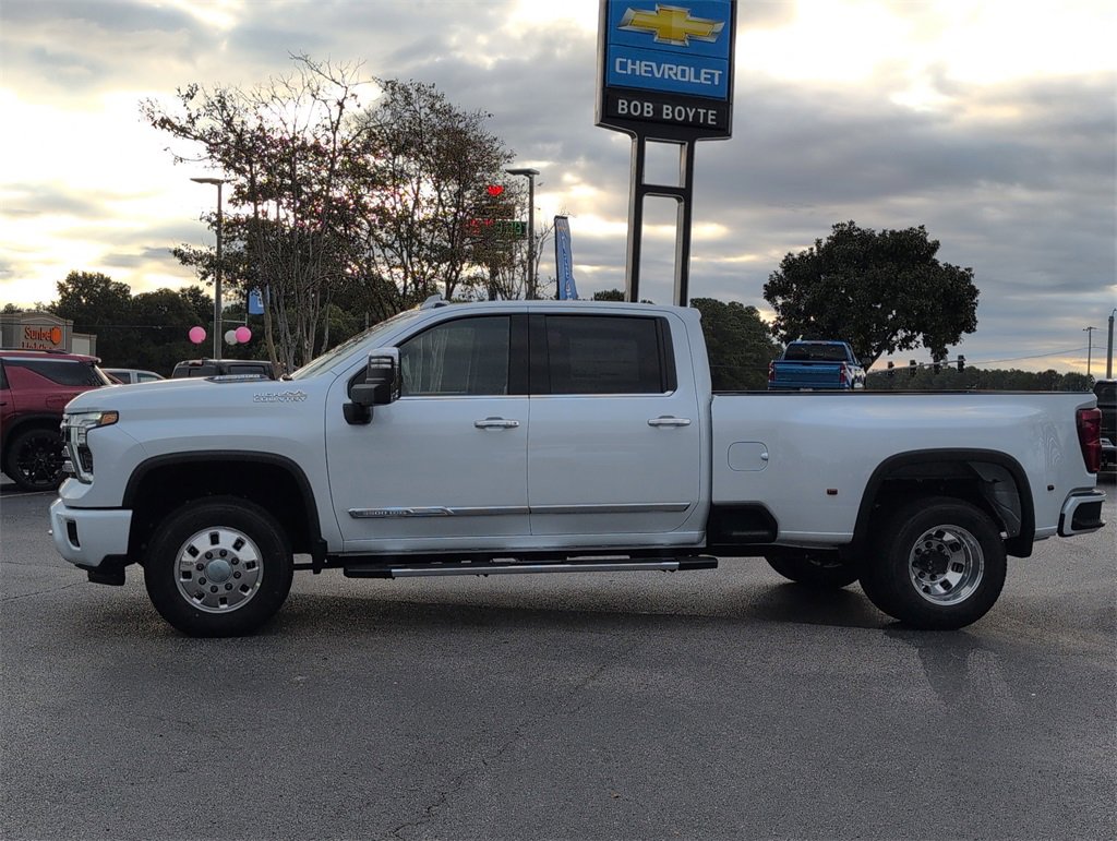 New 2026 Chevrolet Silverado 3500 High Country w/ High Country Premium Package image 2