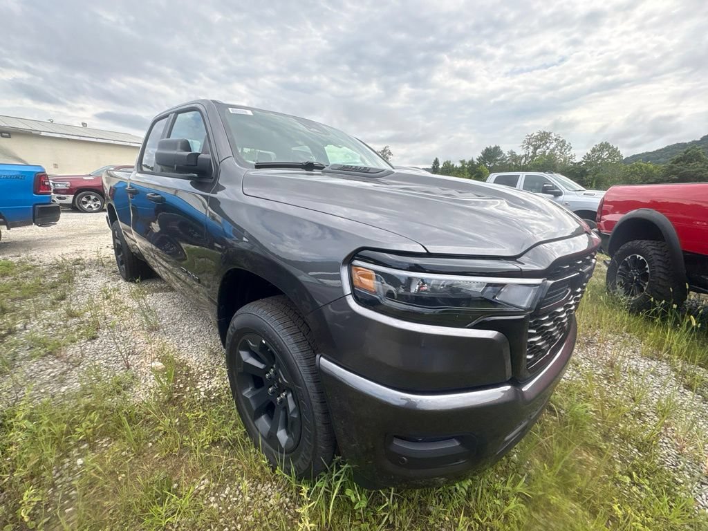 New 2026 RAM 1500 Express AWD/4WD image 4