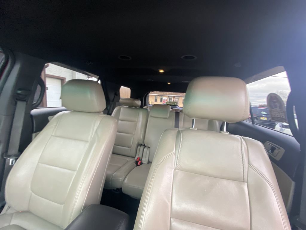Used 2015 Ford Explorer XLT w/ Equipment Group 202A image 15
