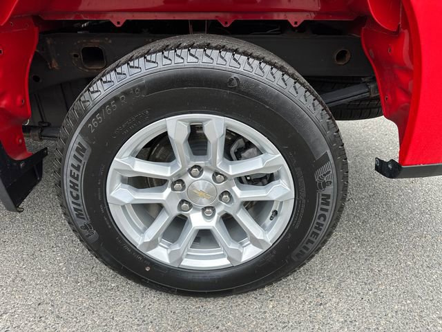 Used 2024 Chevrolet Silverado 1500 LT AWD/4WD image 13