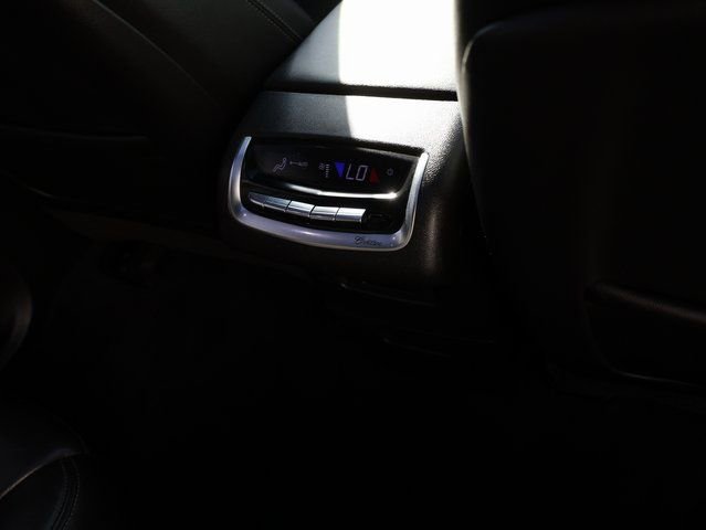 Certified 2020 Cadillac XT6 Premium Luxury image 18