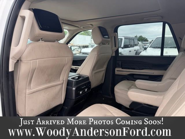 Used 2023 Ford Expedition Max Platinum AWD/4WD image 10