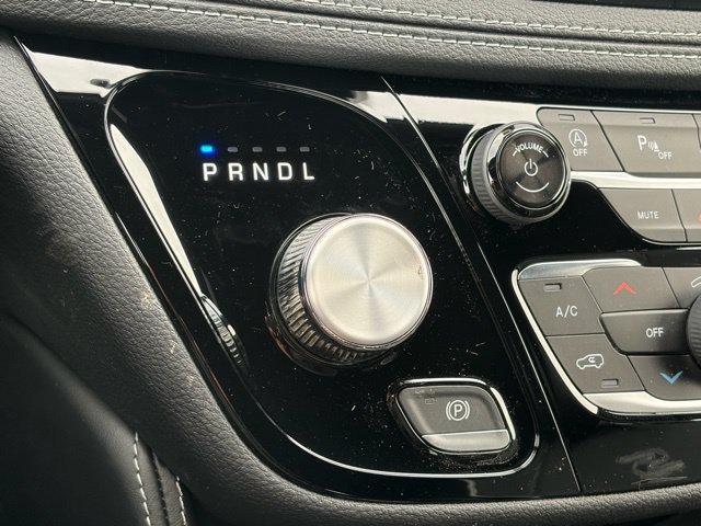 New 2026 Chrysler Pacifica Limited w/ S Appearance Package FWD image 22