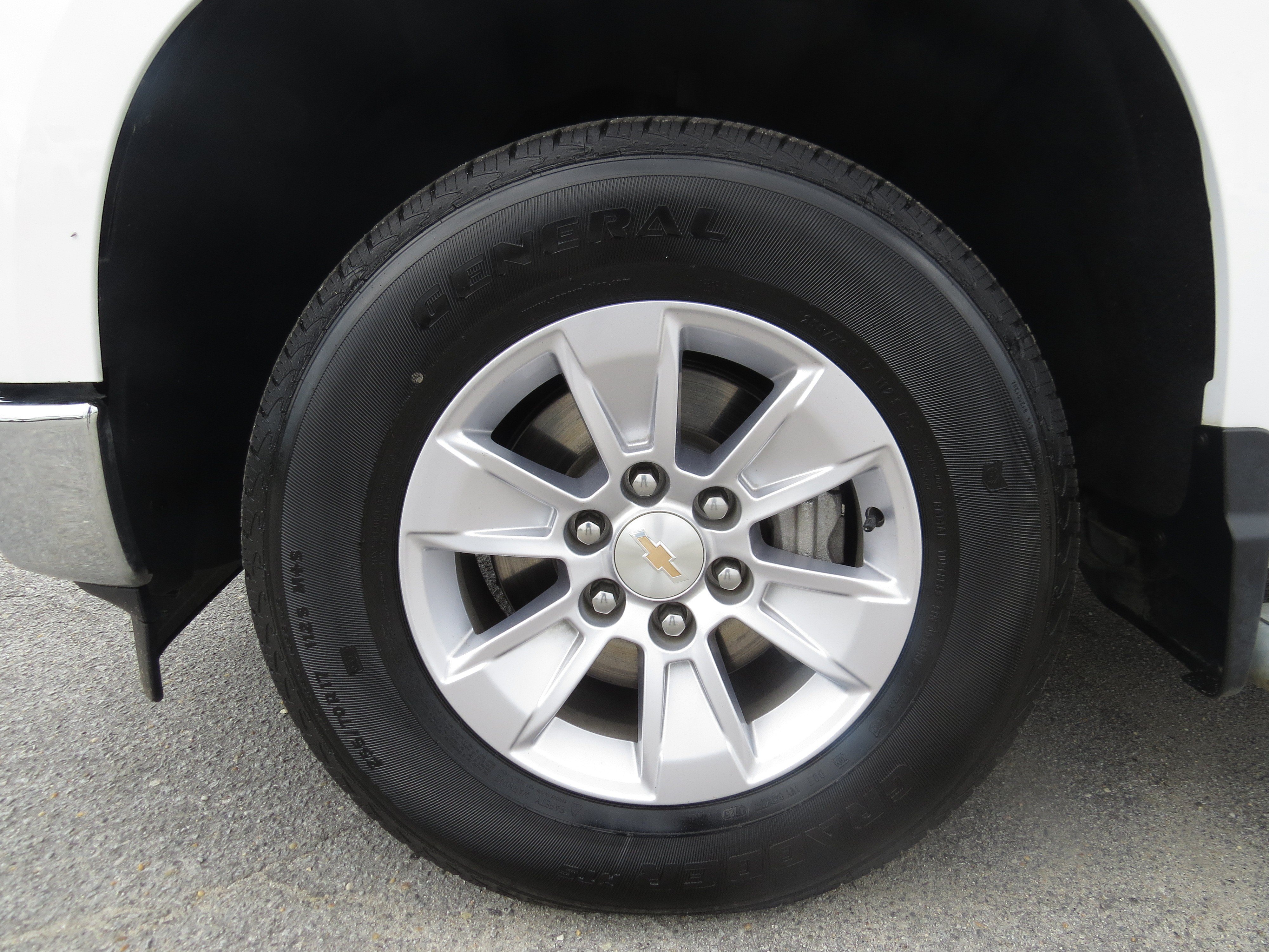 Used 2025 Chevrolet Silverado 1500 W/T RWD image 10