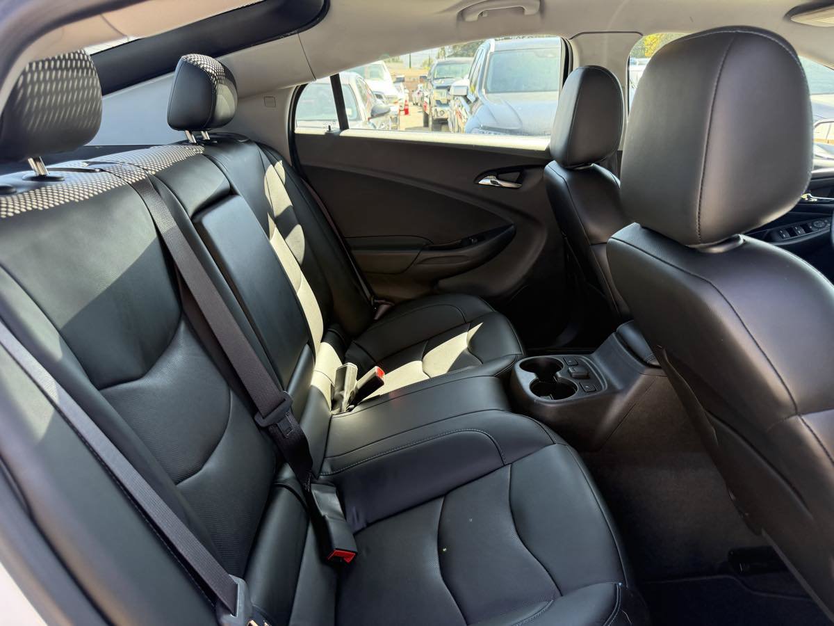 Used 2017 Chevrolet Volt Premier w/ Driver Confidence II Package FWD image 19