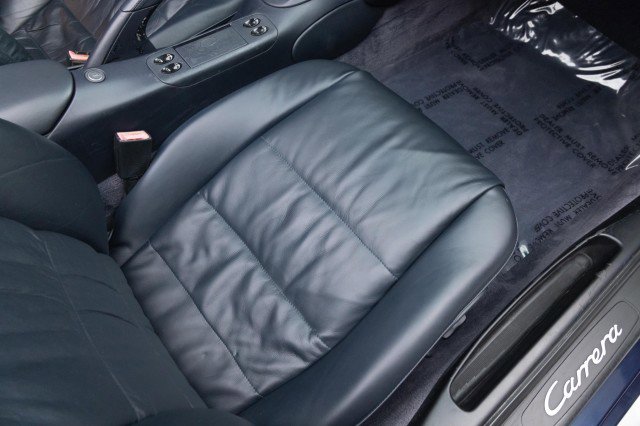 Used 2000 Porsche 911 Carrera image 36