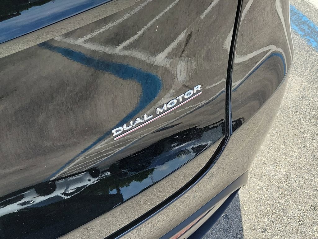 Used 2022 Tesla Model Y Performance AWD/4WD image 6