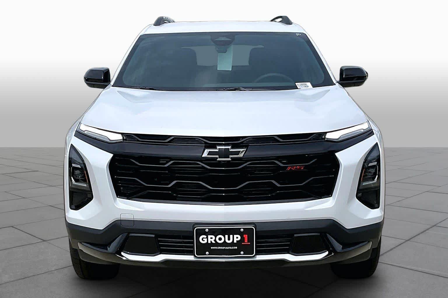 New 2027 Chevrolet Equinox RS FWD image 2