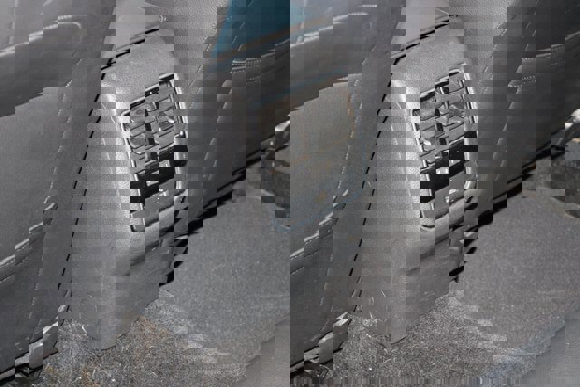 Used 2018 Volkswagen Passat 3.6 image 18