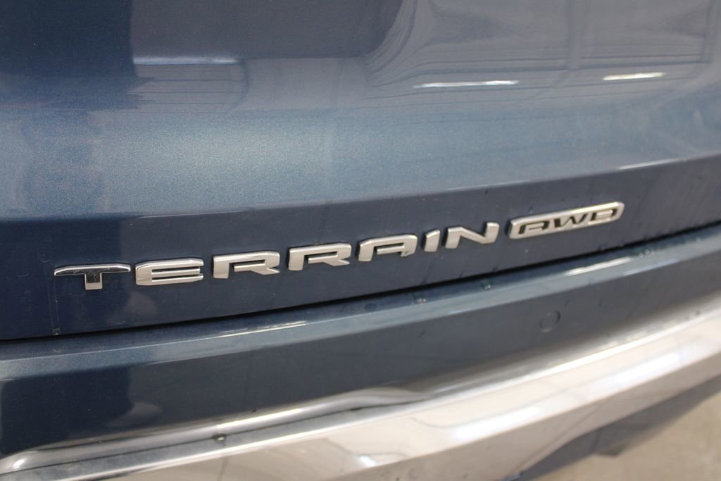Used 2026 GMC Terrain Denali w/ LPO, Floor Liner Package AWD/4WD image 17