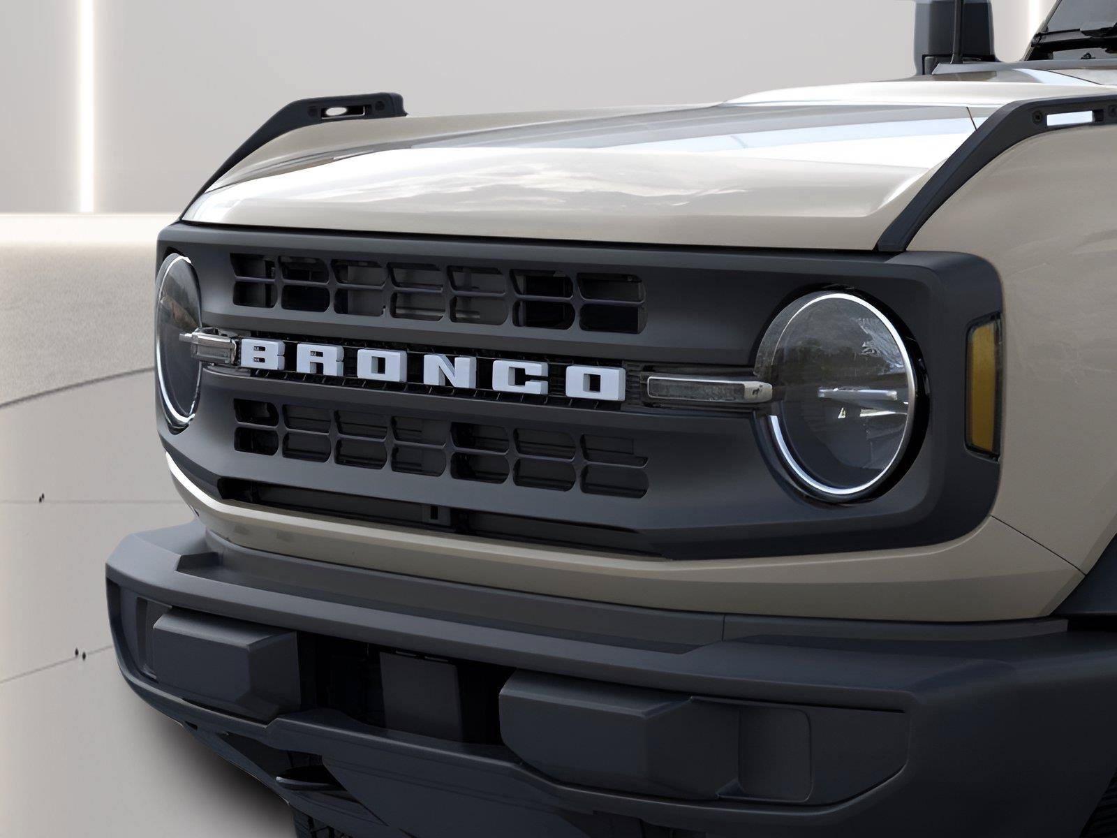 New 2026 Ford Bronco 4-Door AWD/4WD image 19