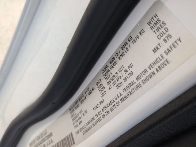 Used 2025 Jeep Grand Cherokee L Laredo image 35