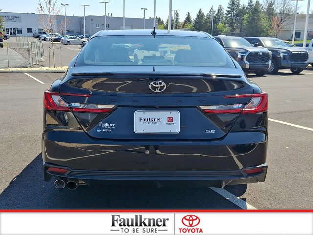 Certified 2025 Toyota Camry SE FWD image 5