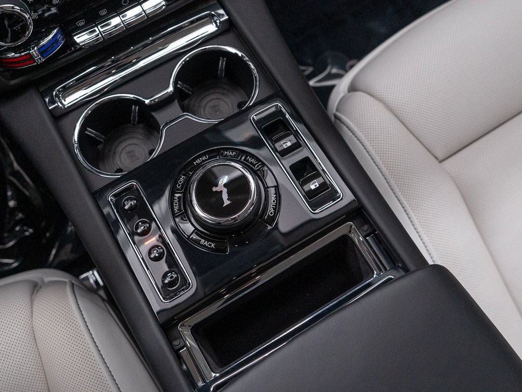 Certified 2023 Rolls-Royce Ghost Extended Wheelbase w/ Ghost Package AWD/4WD image 42