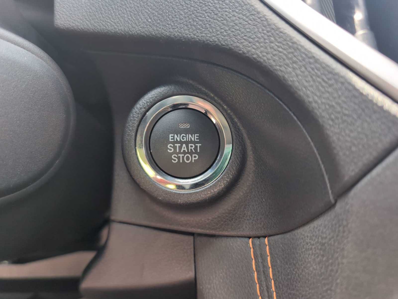 Used 2020 Subaru Crosstrek 2.0i Limited w/ Moonroof Package w/Navigation AWD/4WD image 18