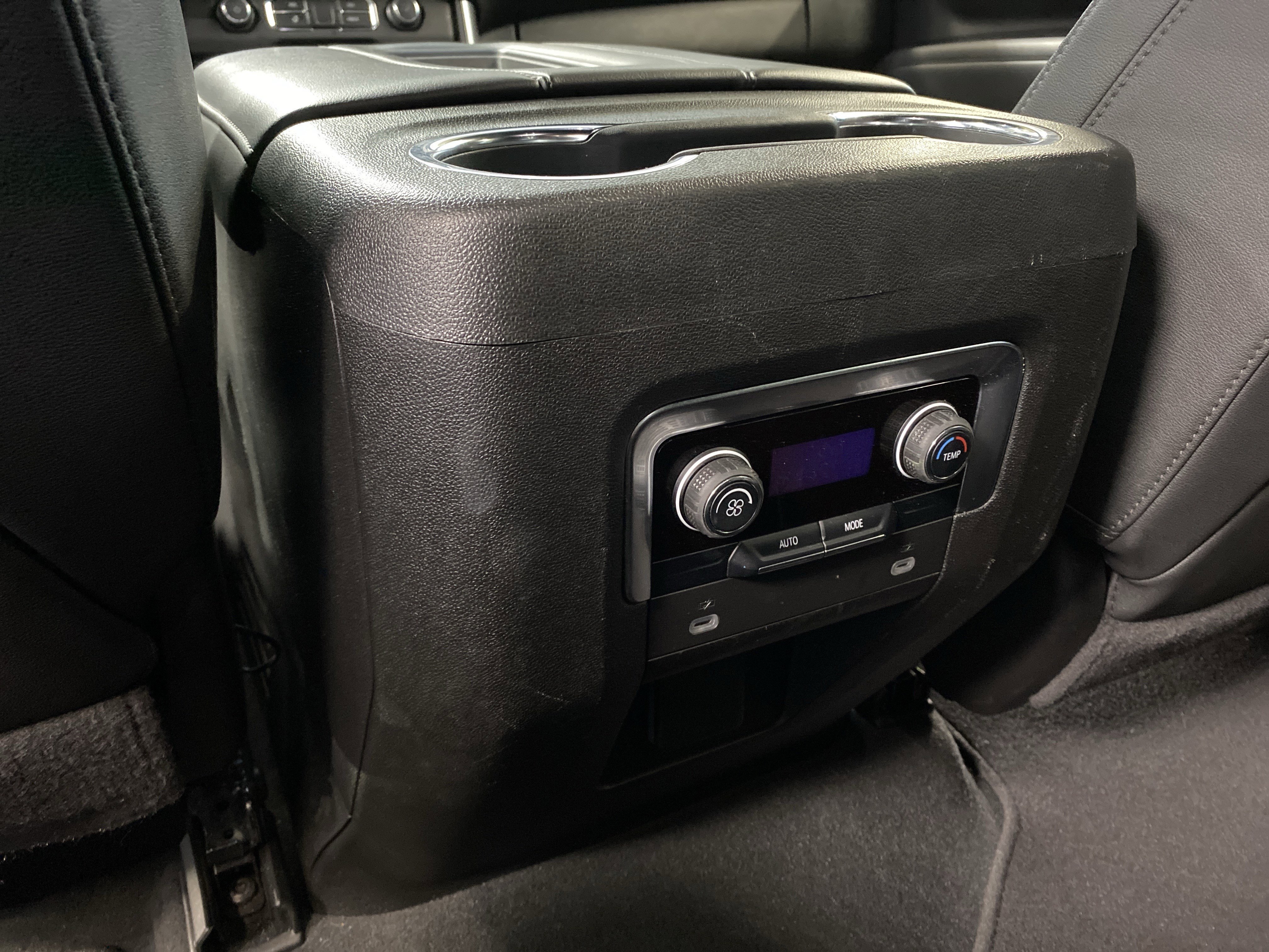 Used 2024 Chevrolet Tahoe LT image 33